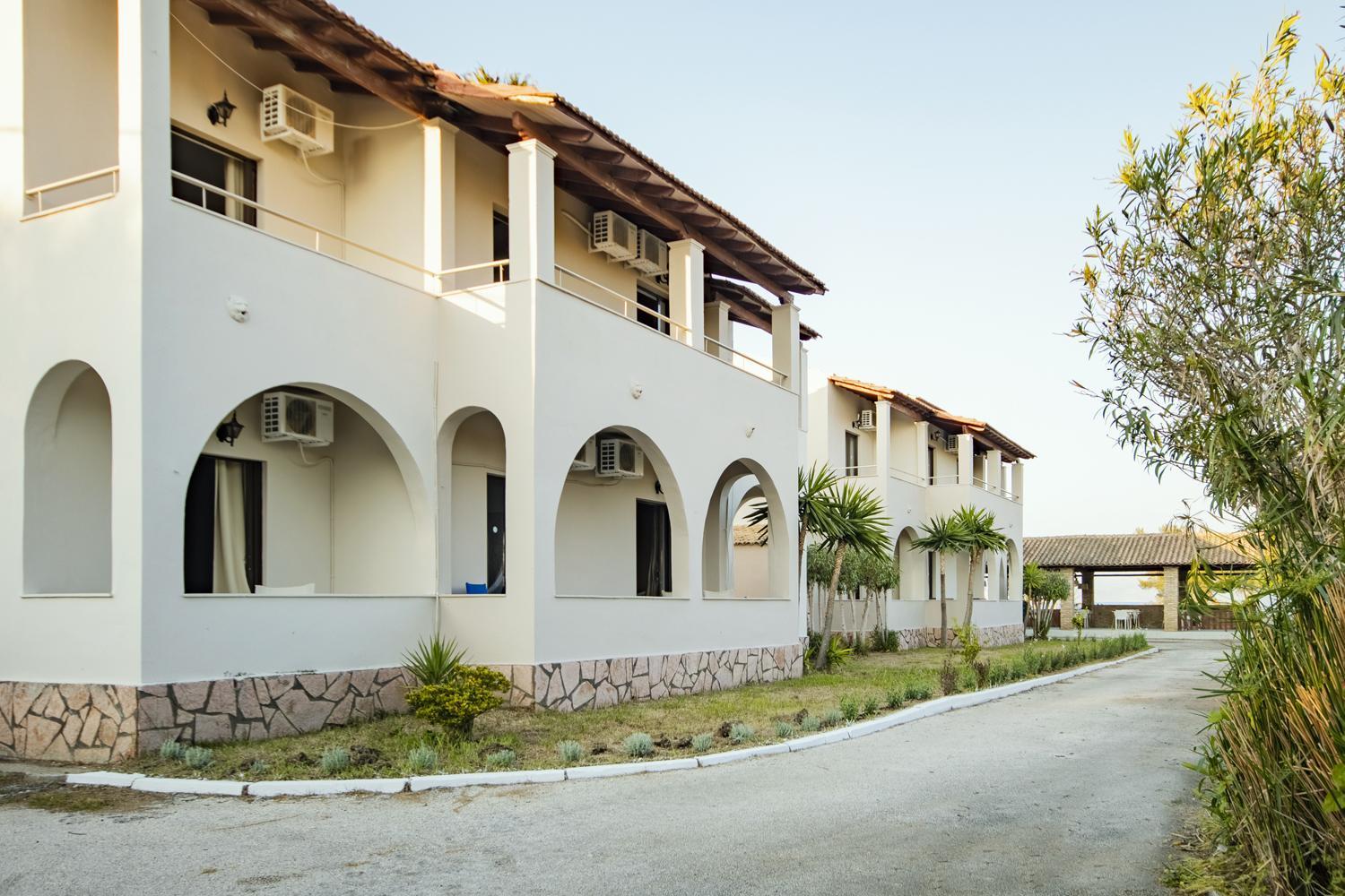 Апартаменти Parakladi Seaside Retreat Лефкіммі Екстер'єр фото